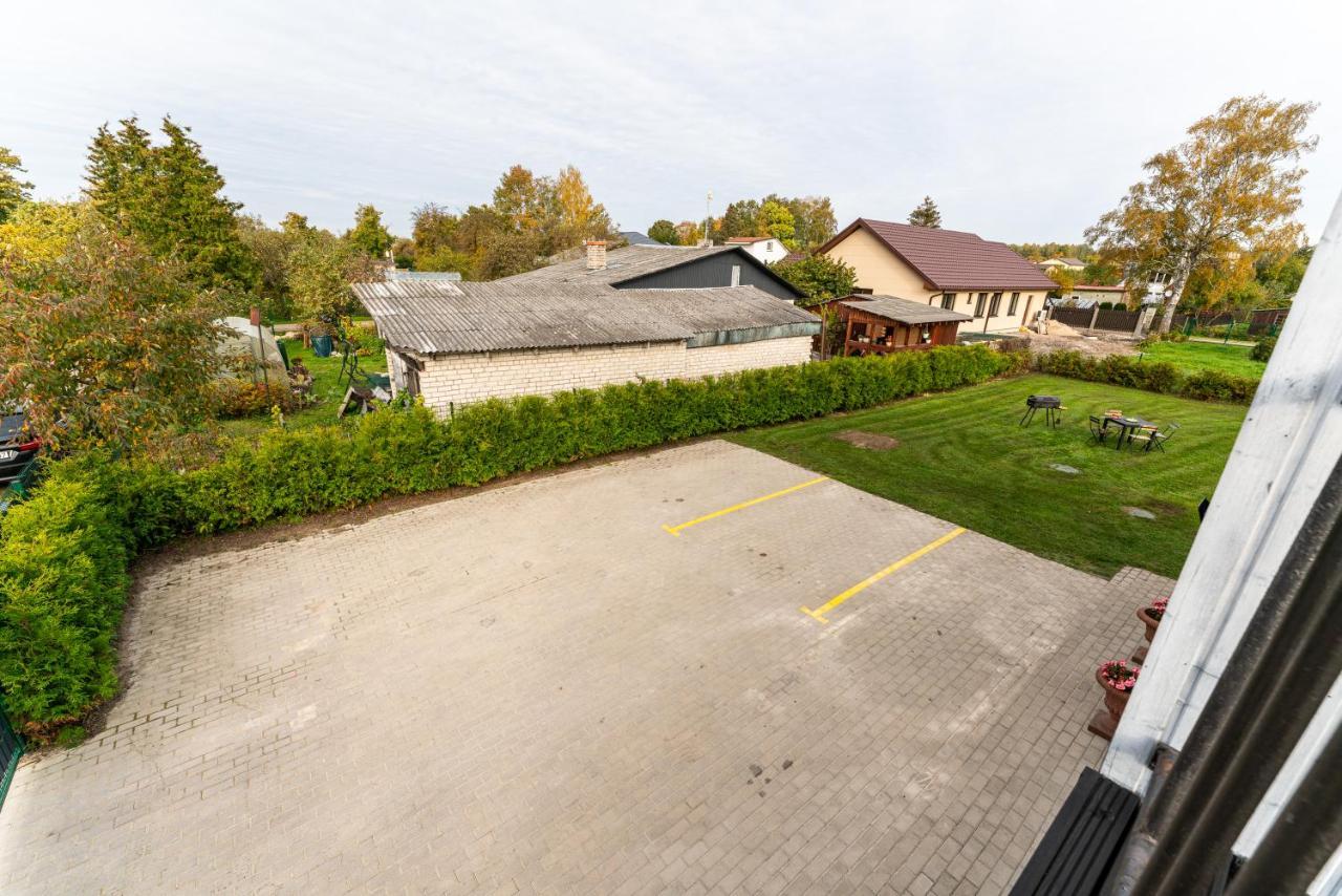 Family Garden Apartments With Free Private Parking & Playground Riga Exterior foto